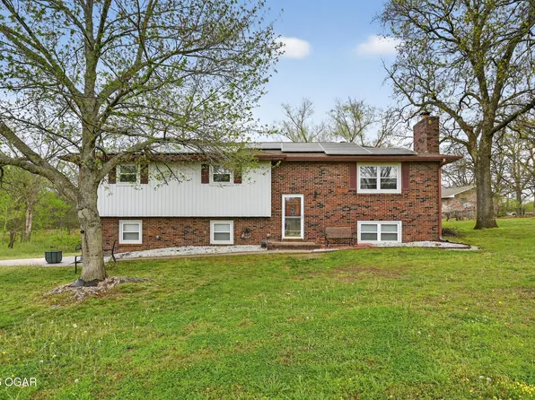 2905 Southern Hills Dr, Joplin, MO 64804