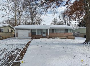 10626 Landseer Dr, Saint Louis, MO 63136