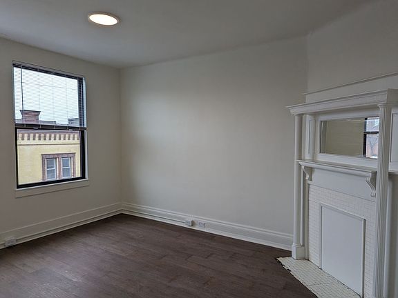 4th image of 2378 Park Ave #29