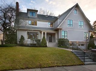 103 Levbert Rd, Newton, MA 02459