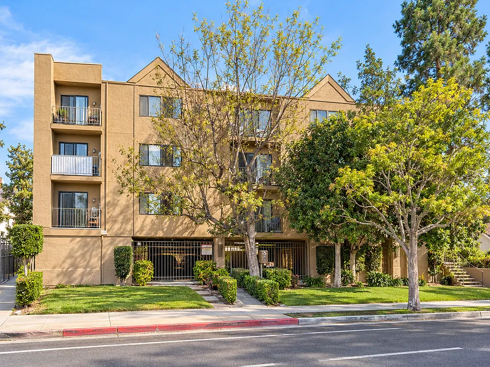 Laurel Canyon West