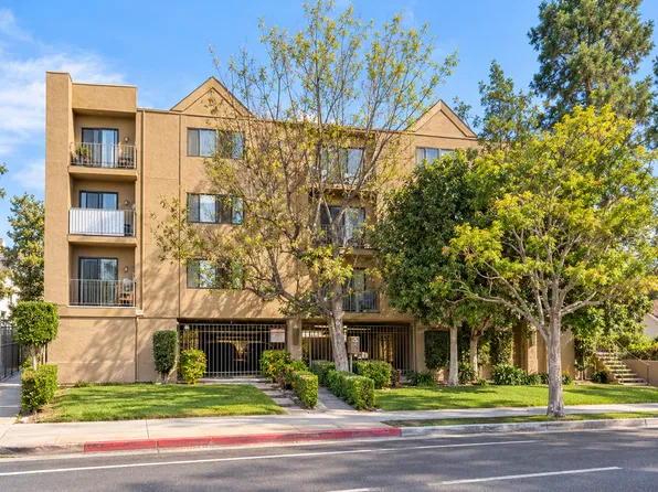 Laurel Canyon West, 7701 Laurel Canyon Blvd #303, North Hollywood, CA 91605