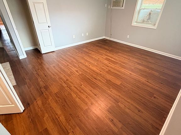 5th image of 2128 Will Fant Dr APT 2