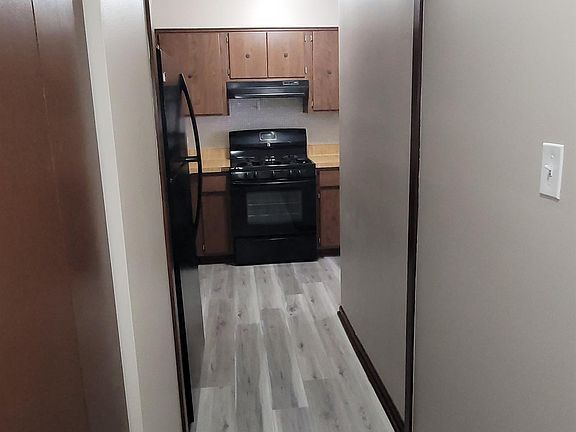 2nd image of 10425 Mason Ave #11004834