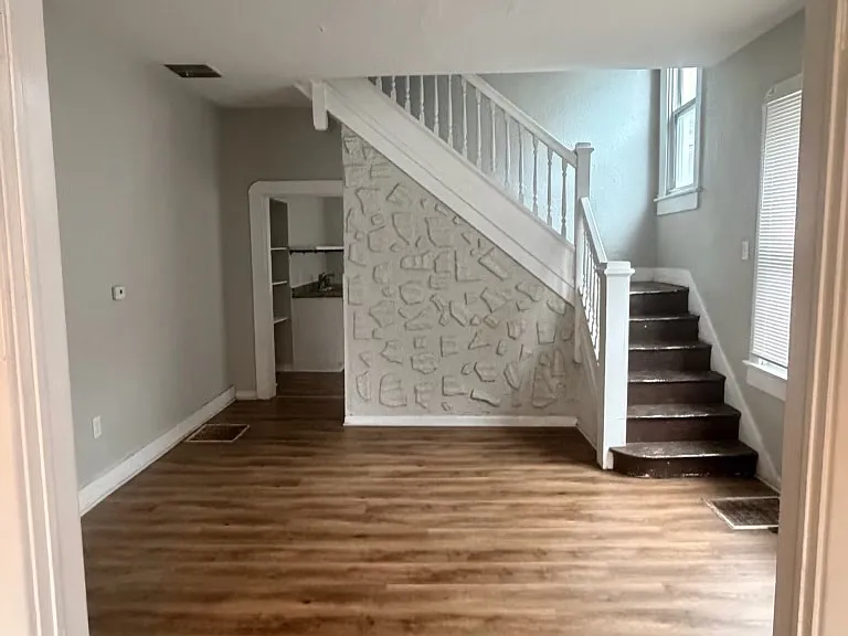 1821 N Arsenal Ave #1821 — Photo 2