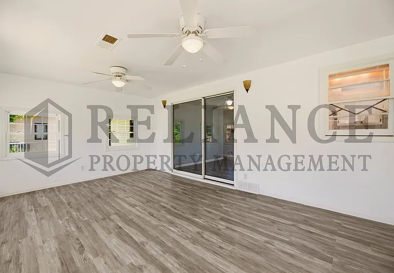 2425 N Marigold Ln — Photo 27