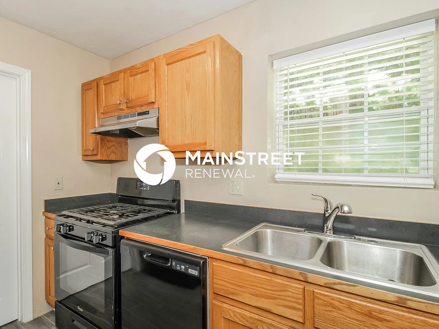 571 Cardell Cir SE — Photo 4