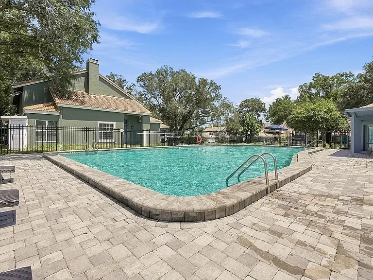 4628 Oak Arbor Cir — Photo 16