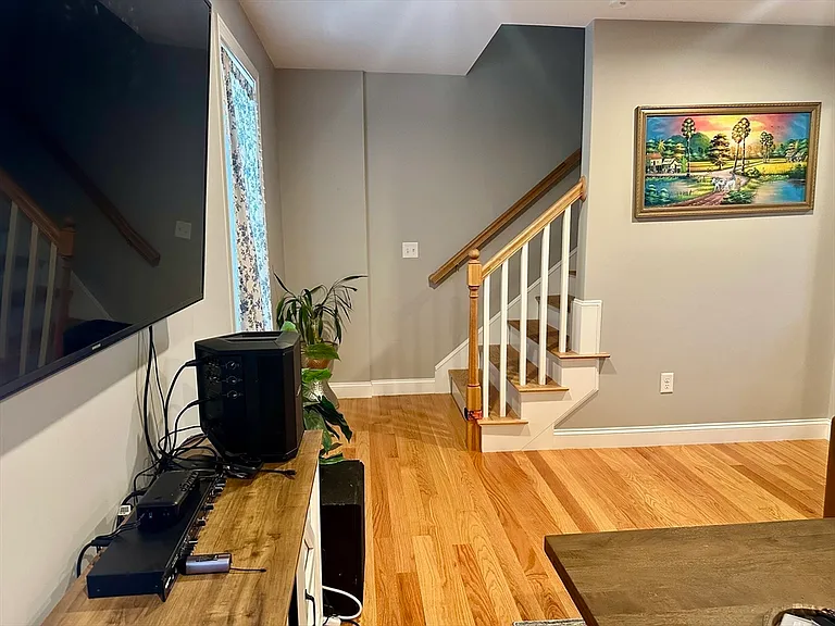 3 Marshall St #3 — Photo 9