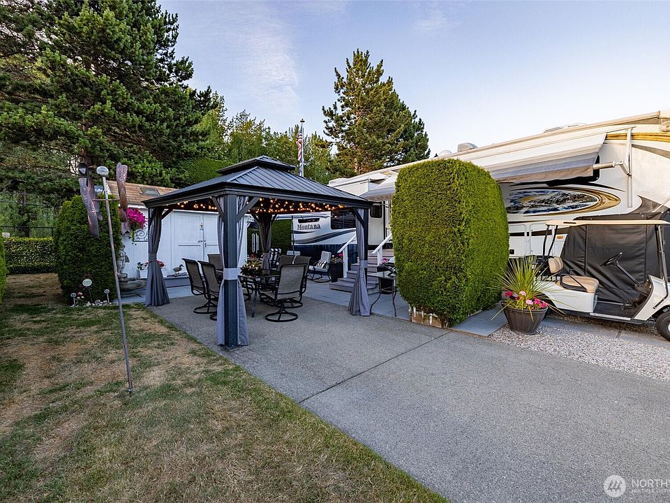 1st image of 4751 Birch Bay Lynden Road #4
