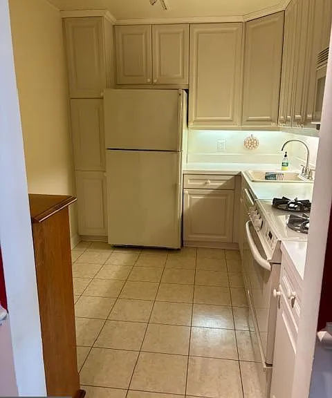 5101 River Rd #1911 — Photo 16