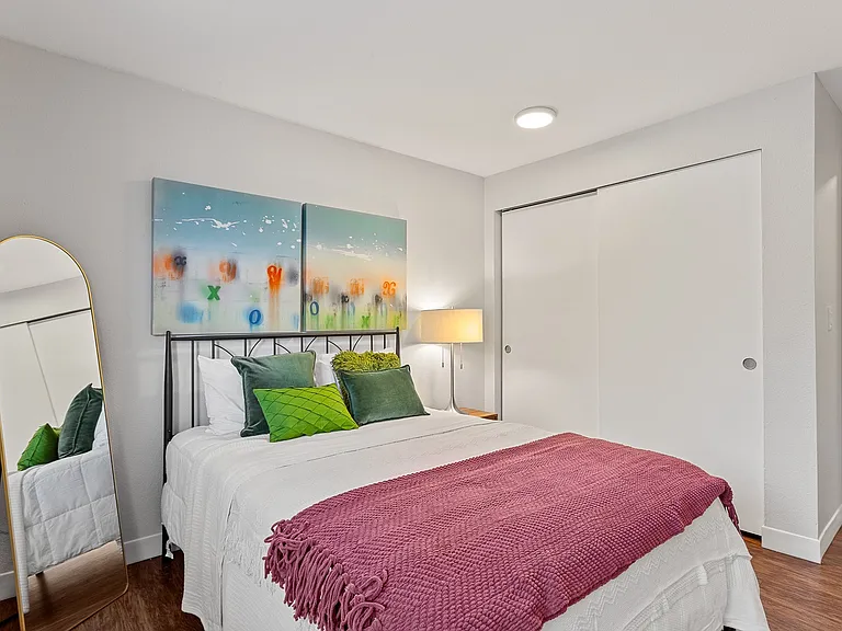MonteVista at Murray Hill — Photo 10