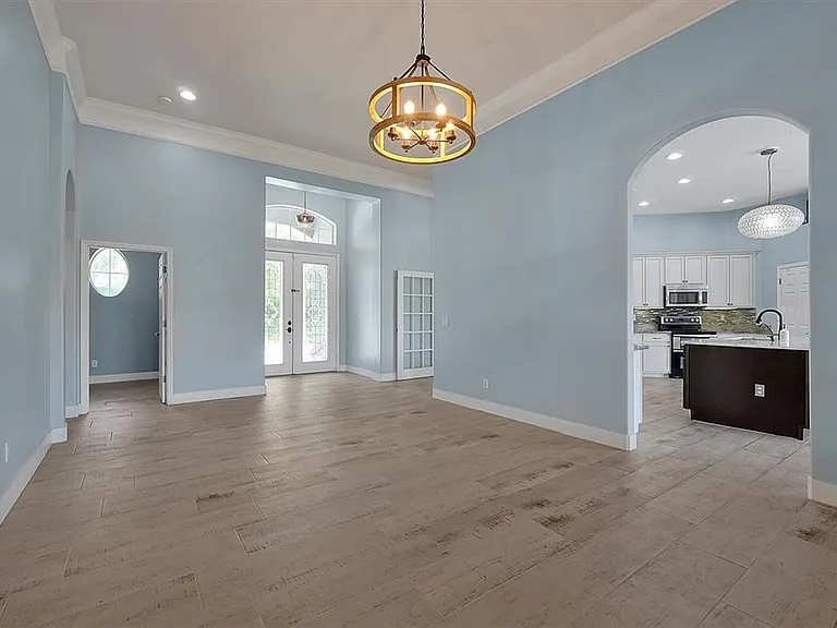 231 Lakay Pl — Photo 6