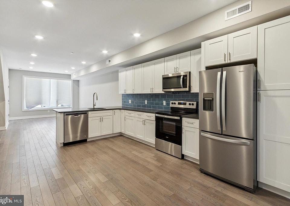 1st image of 1407-9 N 8th St #B2