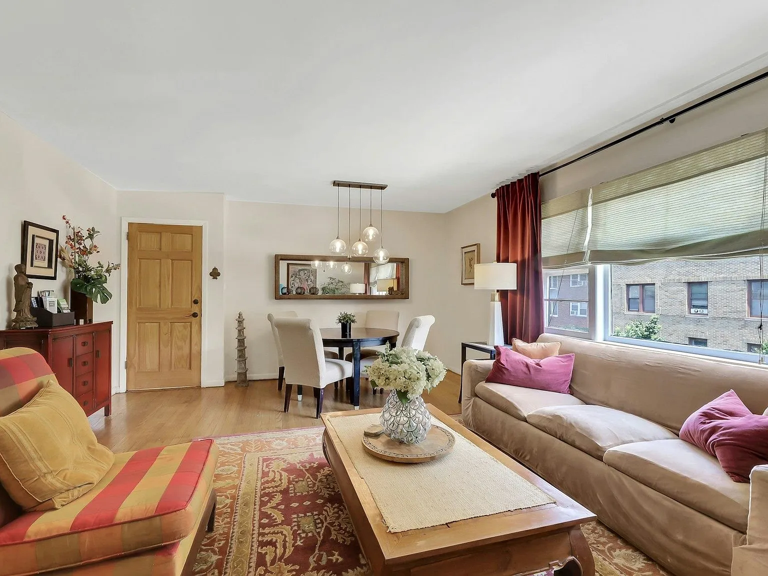 3 bed, 1.0 bath, $3,600 — Photo 3