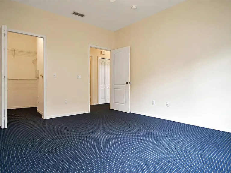 5008 Mangrove Aly #201 — Photo 14