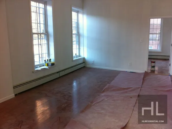 463 Dekalb Ave, Brooklyn, NY 11205