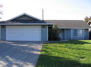 1922 Trumpet Dr, Redding, CA 96003