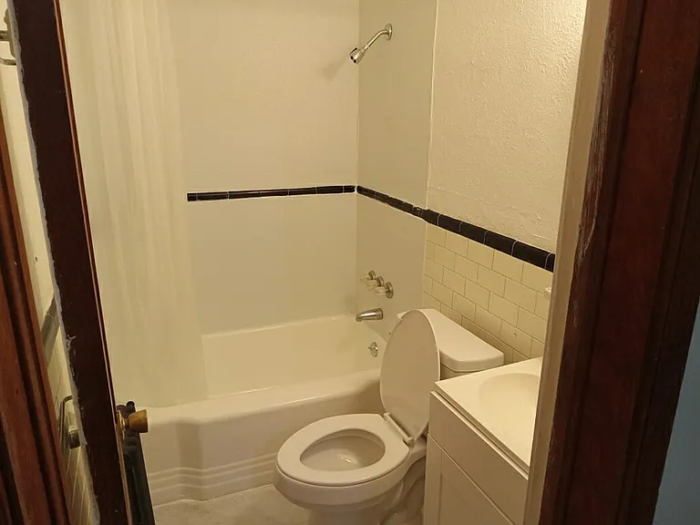 2945 Cornwall Rd #2 — Photo 8