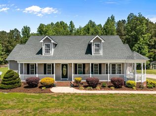 105 Briarwood Dr, Clayton, NC 27520