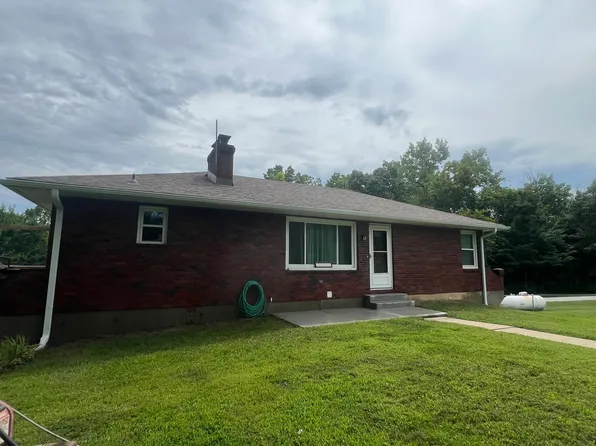 16925 Michals Rd, Leavenworth, KS 66048