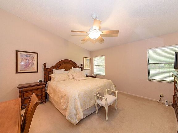 4th image of 9764 Sills Dr E APT 103