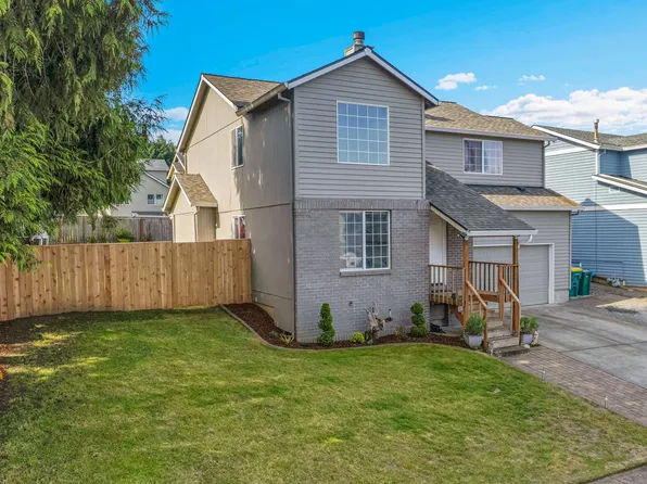 33316 SW Meadowbrook Dr, Scappoose, OR 97056
