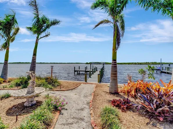 3340 Peace River Dr, Punta Gorda, FL 33983
