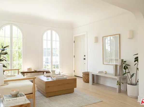 852 Hyperion Ave, Los Angeles, CA 90029