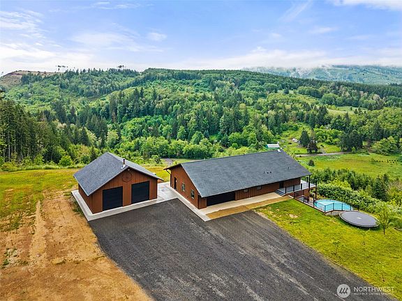 2nd image of 484 Salmon Creek Road