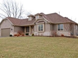 1848 Breton Ave, North Aurora, IL 60542