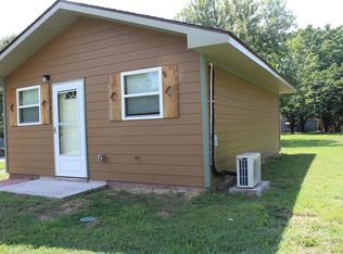 1011 2nd St, Mena, AR 71953