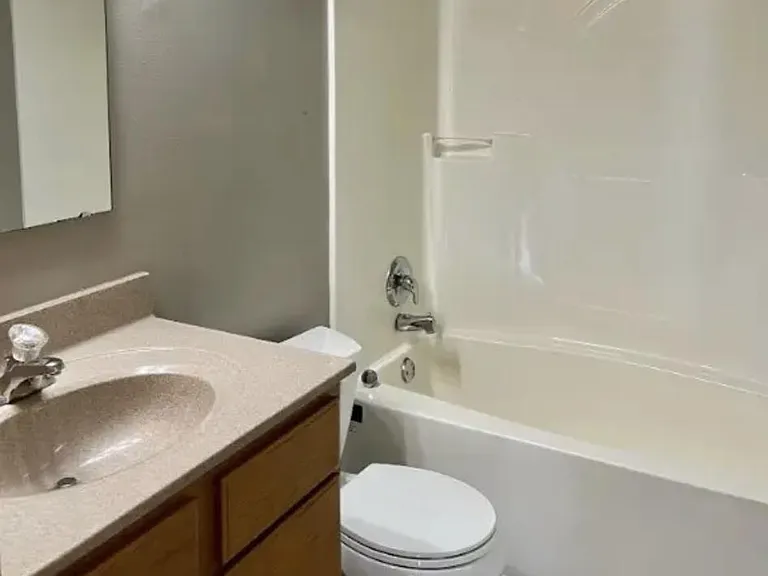 75 S Maiden St #2 — Photo 16