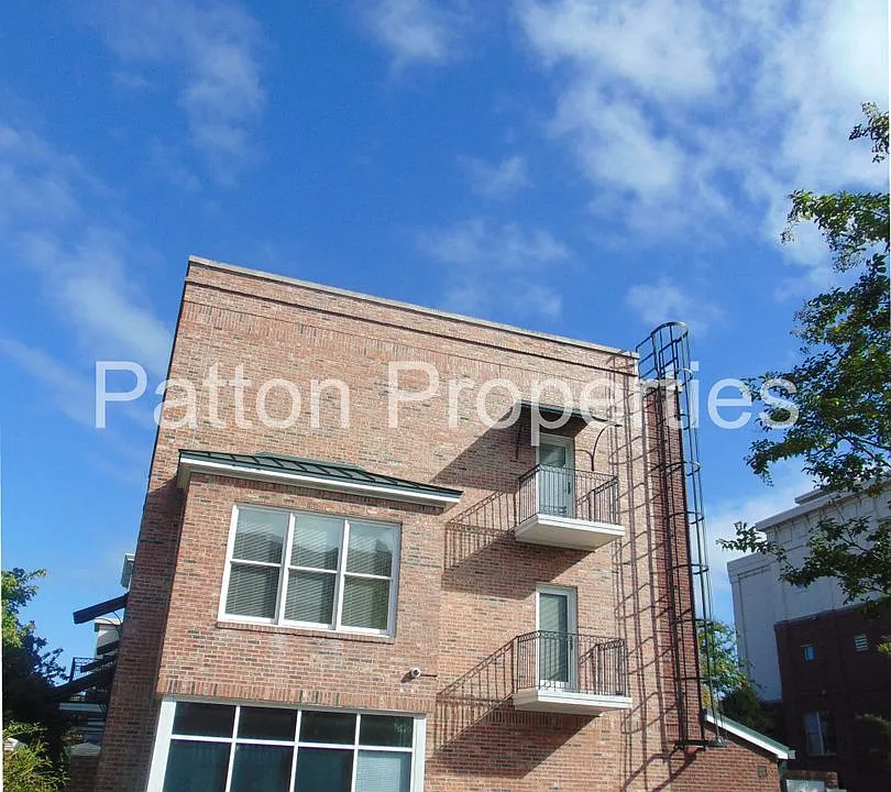 1308 Pulaski St - Inside CoC - R09009-09-12