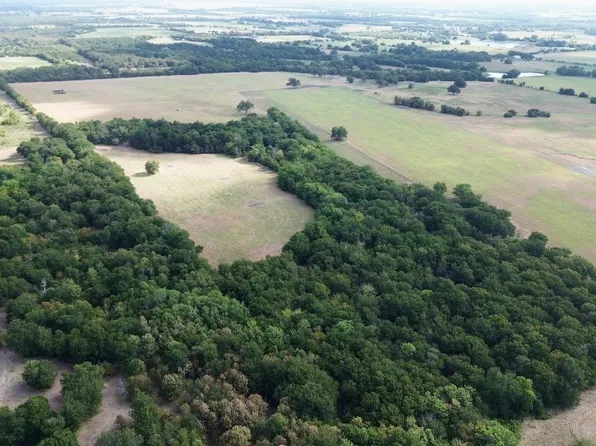 4587 County Road 1134, Leonard, TX 75452