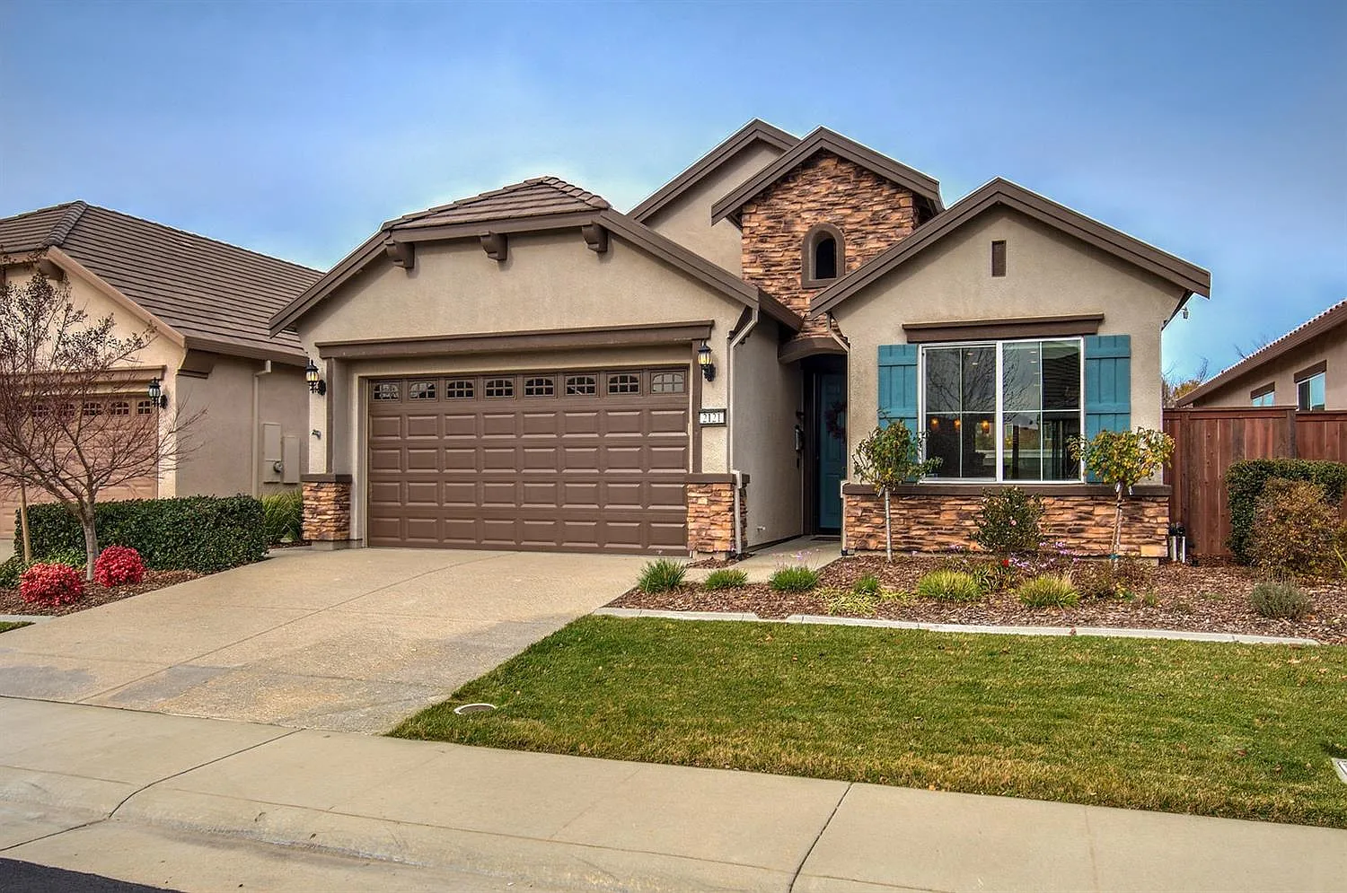 2121 Coryton Ln photo 1