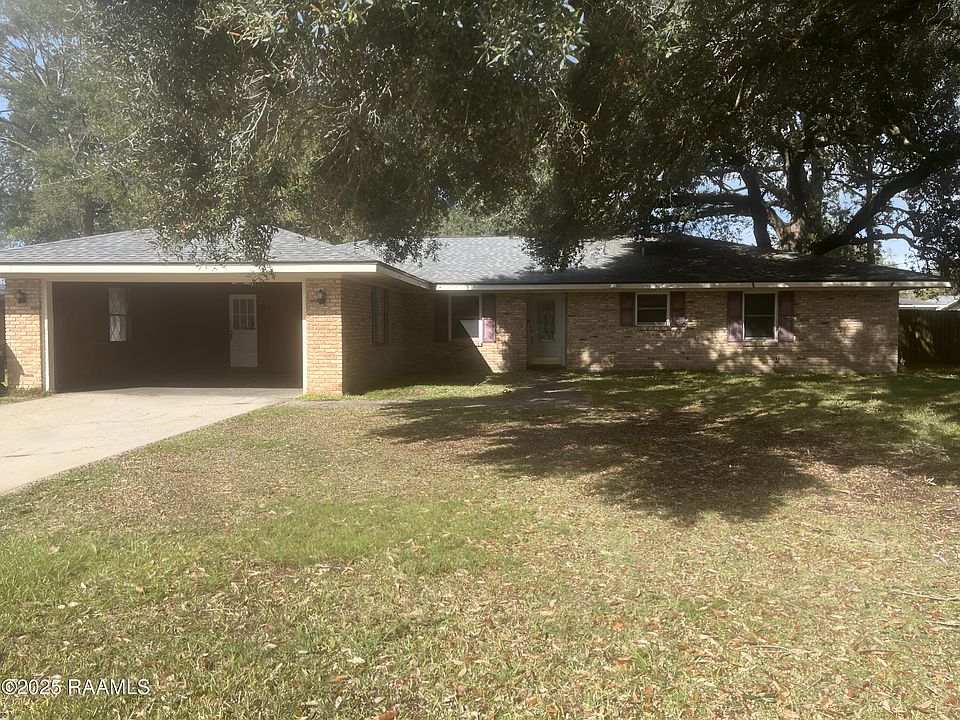 1st image of 916 Inez Ave