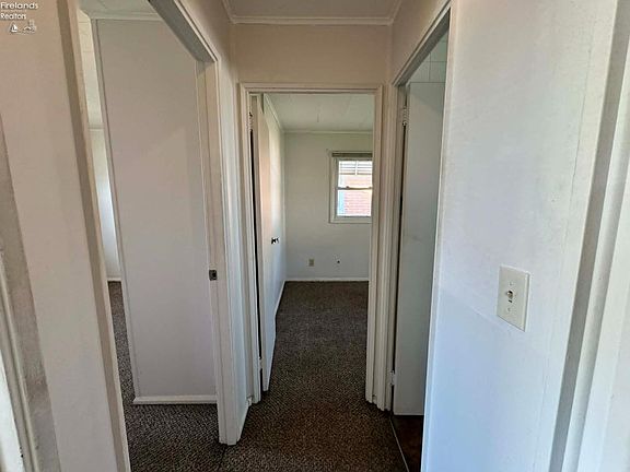 5th image of 3313 W Monroe St