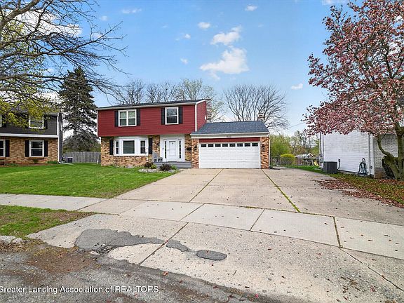 5th image of 1532 N Magnolia Ave