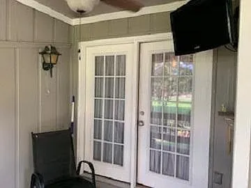 281 Highpoint Dr — Photo 18