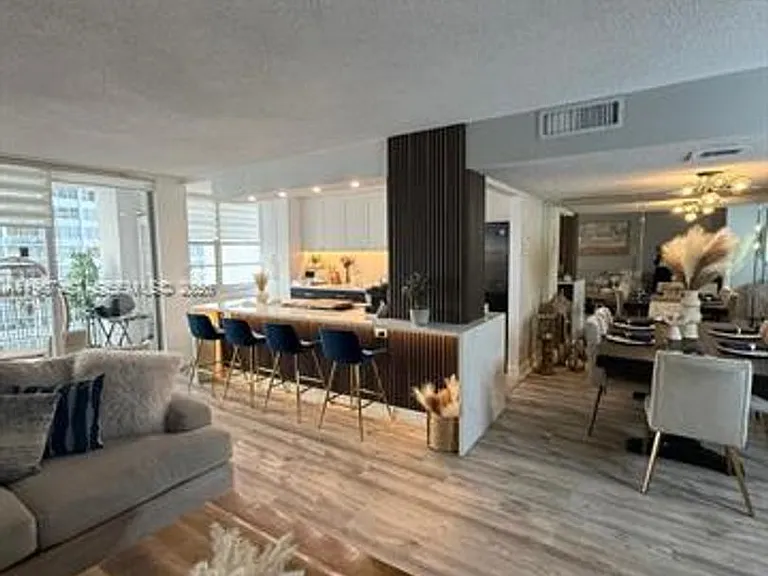 18061 Biscayne Blvd #404 — Photo 6