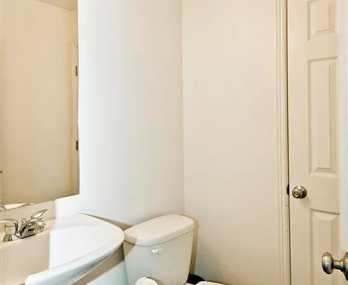 3155 S Hidden Valley Dr #290 — Photo 6