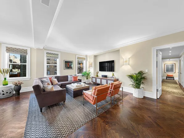 610 W 110th St #8AB, New York, NY 10025