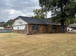 604 S 28th Pl, Broken Arrow, OK 74014