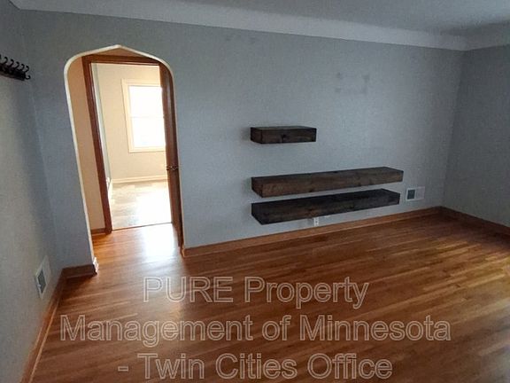 5th image of 312 13th Ave N