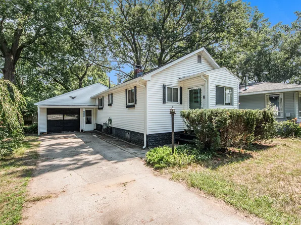 640 West St, Muskegon, MI 49442