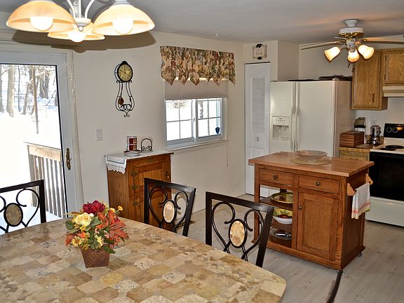 3rd image of 502 Kings Way #502