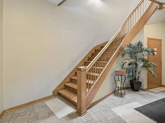 2nd image of 6417 S Minerva Ave #3