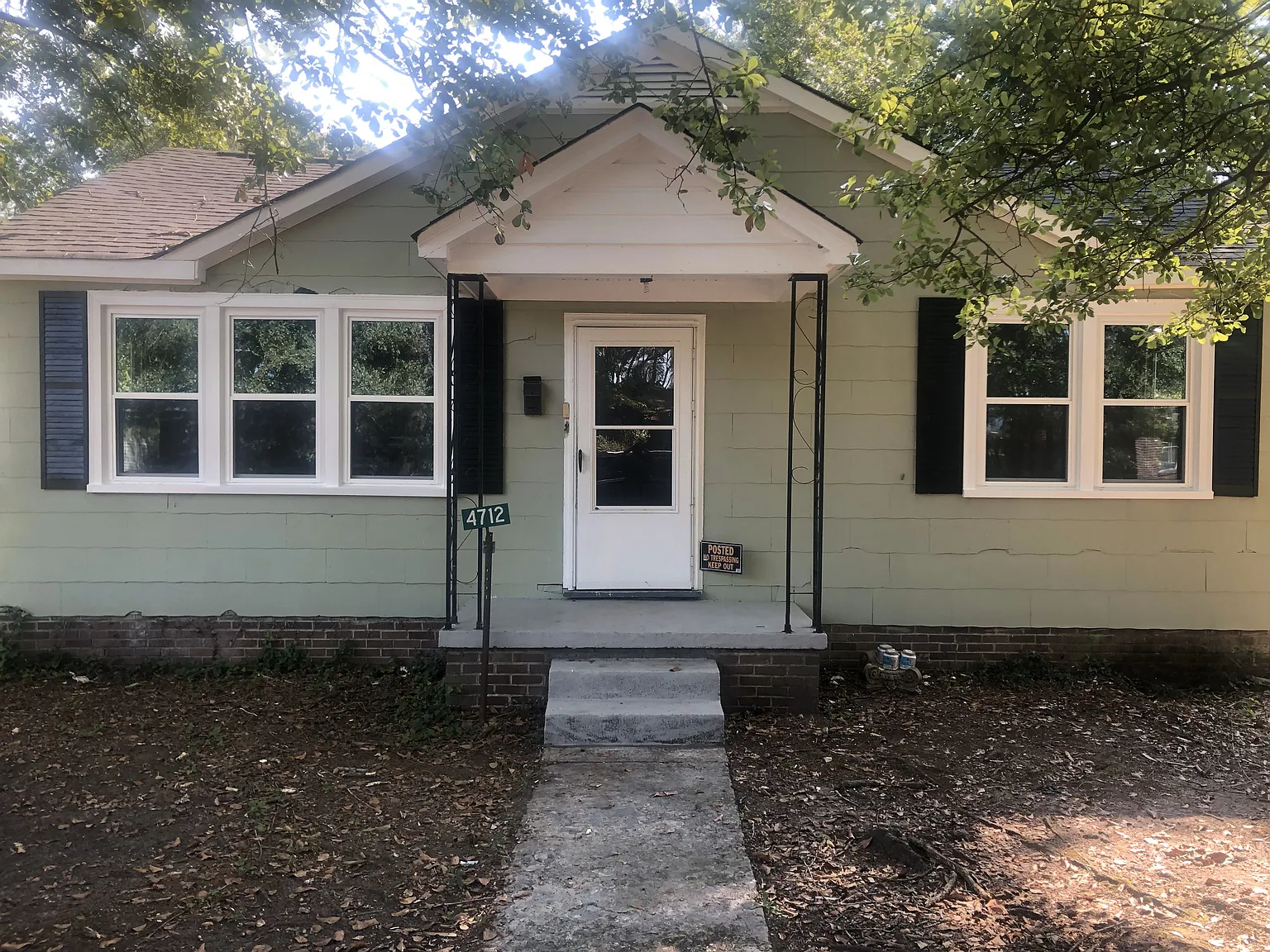 3 bed, 1188 sqft, $1,600 — Photo 1