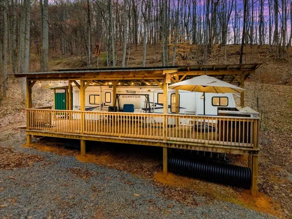 193 Timber Creek Rd, Stuart, VA 24171